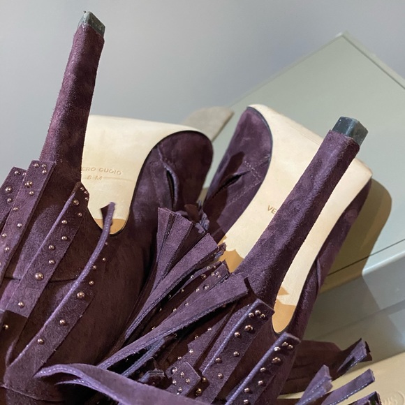 BCBG Maxazria Bordeaux fringe open toe booties size 8 - Picture 10 of 11